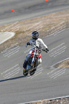 media/Feb-05-2023-Classic Track Day (Sun) [[c35aca4a42]]/Group 3/session 4 turn 4/